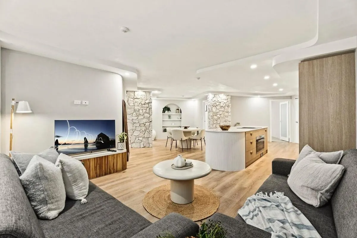 Luxury Living On Monaco Riverfront Gold Coast