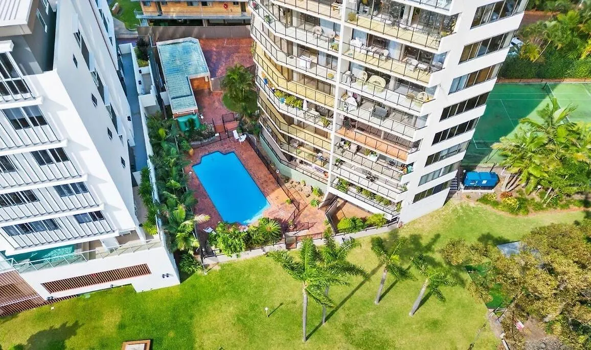 Luxury Living On Monaco Riverfront Gold Coast