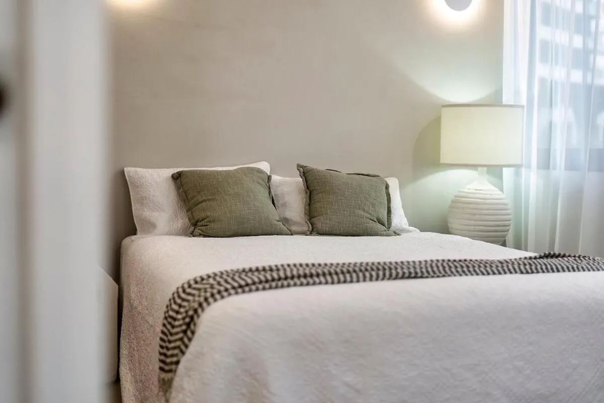 Luxury Living On Monaco Riverfront - Hosted By Coastal Letting Co. ゴールドコースト 0*,  オーストラリア
